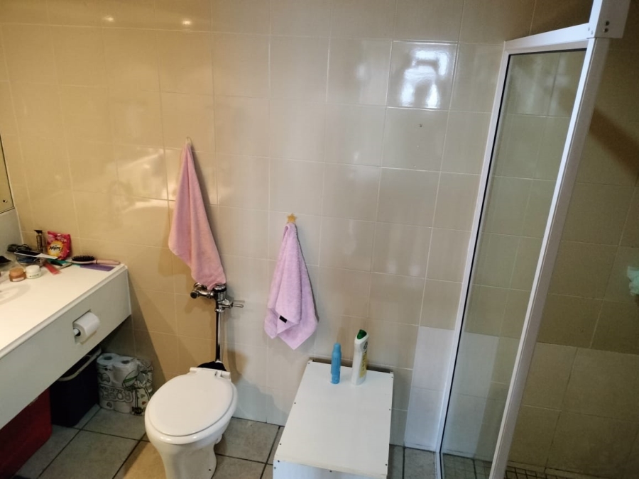 2 Bedroom Property for Sale in Bellville Central Western Cape